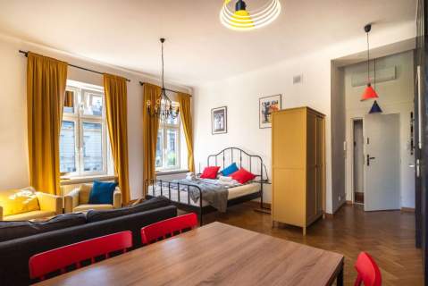Cisza, styl i klimat Starego Miasta, komfortowe 40