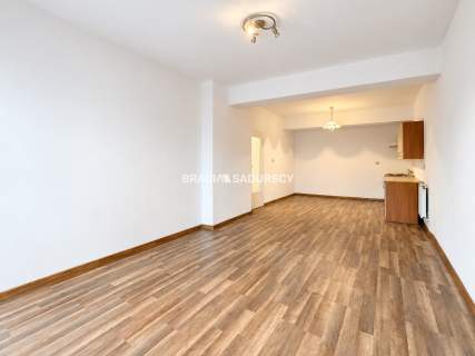 Sprzedam 54 m2, 1. piętro, os. Handlowe, Huta