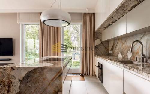 Apartament przy Morskim Oku 4 pokoje dwa miejsca garażowe