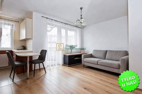 Pobitno, 41m2, balkon,parking, 2 minuty do centrum