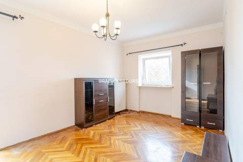 Dwupokojowe mieszkanie przy Hali Targowej