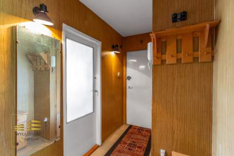 2 pokoje, balkon, piwnica Kleeberga