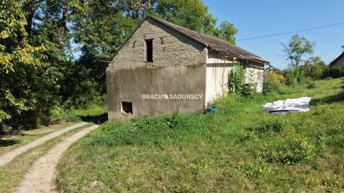 Brzozówka, gm. Zielonki 1,1ha media