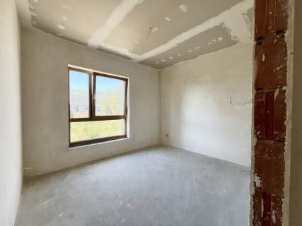 Apartament z ogrodem, 2 msc postojowe, 20m2 poddasza, bez PCC