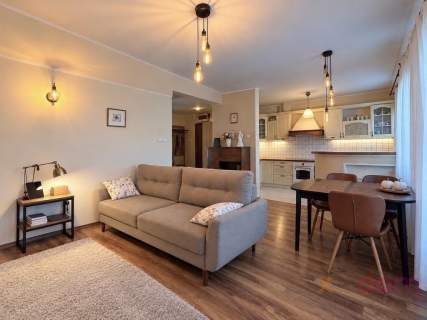 Loggia Garaż 65,4m2 Przy Galerii Echo