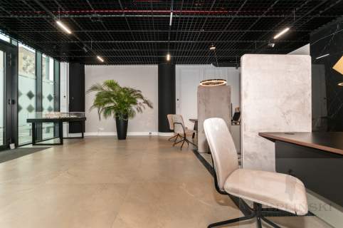 Hanza Tower - parter, witryny lokal w centrum