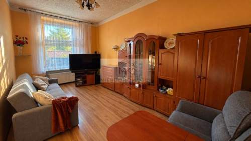 Mieszkanie 3 pokoje 60m2 Park Wolności parter wiata garażowa...