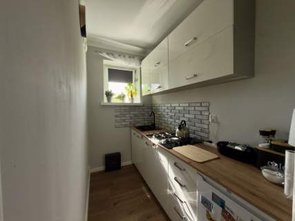Sieradz słoneczne 24 m /duży balkon /po remoncie/ 4 piętro/Al....