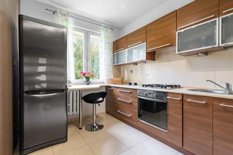3 POKOJE 58,8 m I PIĘTRO BALKON OS. KMITY