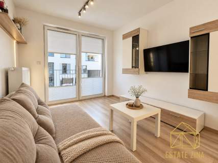 2 pokoje 44 m Loggia 10 m Bagry