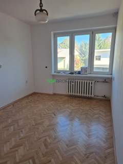 Wygodny dom w trakcie remontu, hostel/firma