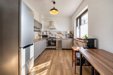 Jedyny bungalow w Tuchomiu Kominek, duży ogród