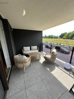 WYJĄTKOWY APARTAMENT Z OGRÓDKIEM NA ZAMKNIĘTYM OSIEDLU NOVE VILLOVE