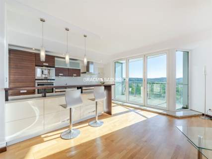 Bronowice Salwator Tower 13 piętro widok balkon