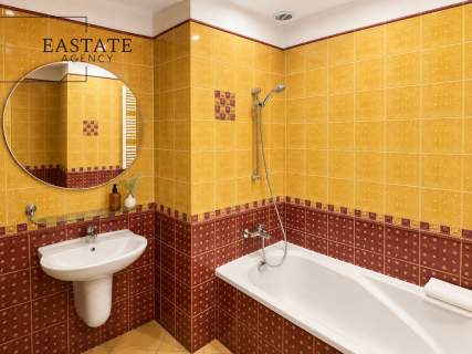 Apartament 70 m widok na PKiN garaż loggia