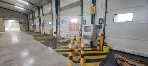 Obiekt -1 ha działki 2400m2 magazyny 770m2 biur 