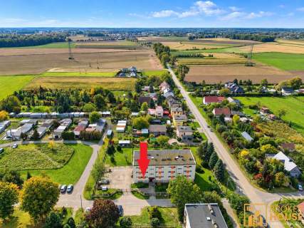 Mieszkanie w zielonej okolicy gotowe do wprowadzenia - KARCZÓW