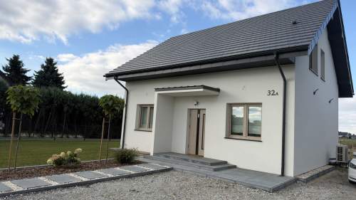 Nowy dom o pow. 108 m na dużej działce 39,5 ara