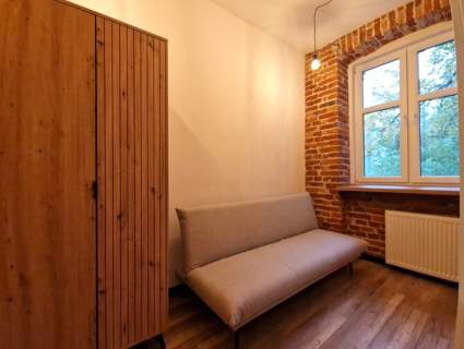 Krucza 24, Górna, przytulne 2 pokoje z balkonem