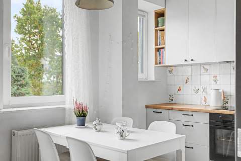 49,90 m z dużą garderobą Balkon Garaż Las