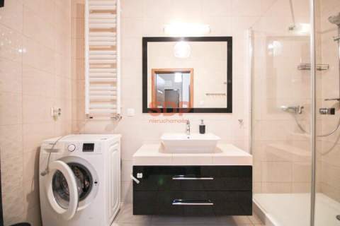 Stare Miasto Rakowicka 3 pok 65m2 Garderoba ENG