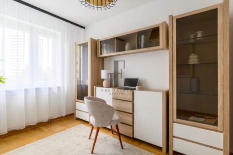 120 m 150 m od Metra Natolin 2 loggie