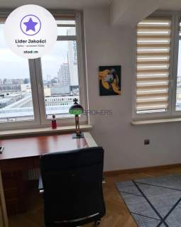 Trzy pokoje z osobną kuchnią w ścisłym centrum