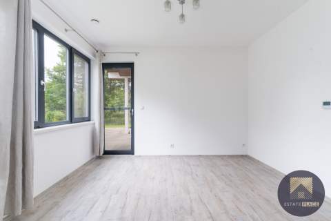 Dom przy lesie Klembów 2021 r. Kolej