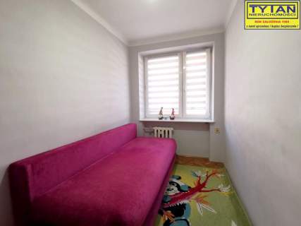 Centrum, balkon, I piętro, ul. Dworna 35, garaż w CENIE