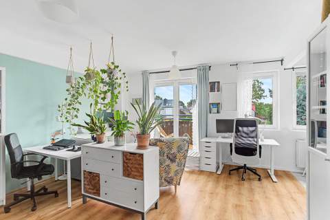 49,90 m z dużą garderobą Balkon Garaż Las