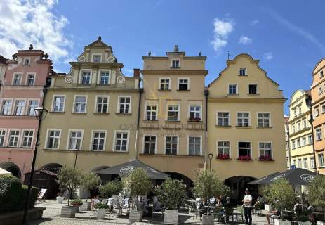 Dwupoziomowe mieszkanie w centrum Jeleniej Góry