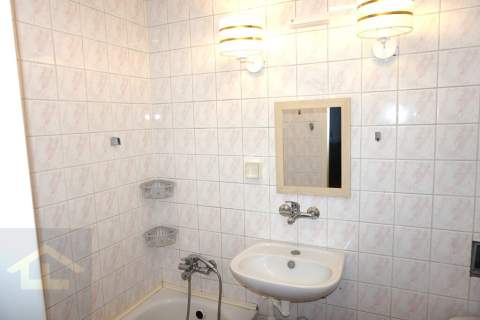 Dwupokojowe mieszkanie 37, 69 m , balkon, centrum