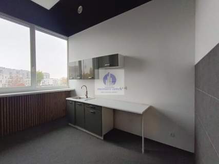 Włochy lokal biurowy 261,80 m2 do wynajęcia