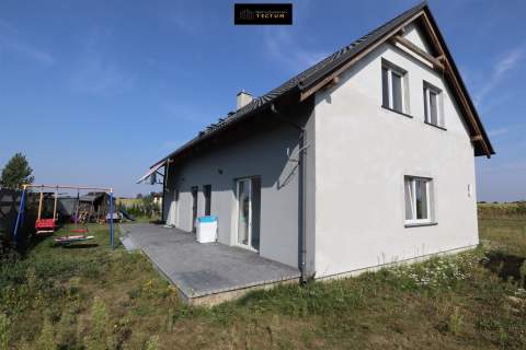 DOM DO WYNAJĘCIA WĄGROWIEC, PRZYSIEKA