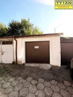 Centrum, balkon, I piętro, ul. Dworna 35, garaż w CENIE