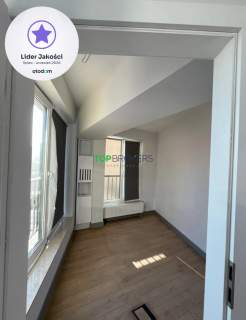 Przestronny lokal z własnym wejściem, garaż