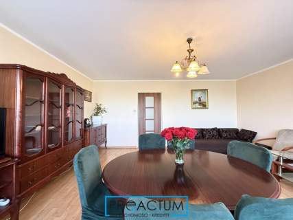 73m2 4 pokoje balkon piwnica zieleń