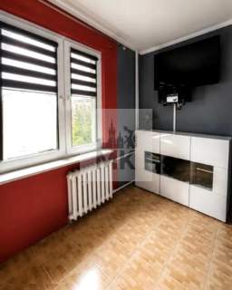 2 pokoje, kuchnia, loggia, do wejścia