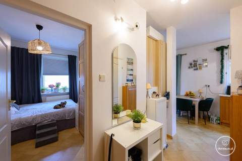 BIELANY 2 POKOJE 2007 r BALKON TRAMWAJ CHOMICZÓWKA KW