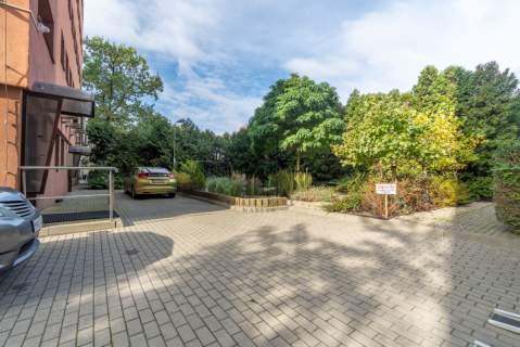 Przestronne Gotowe do wprowadzenia Balkon