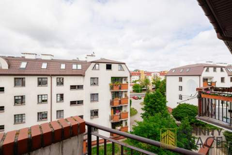 Dwupoziomowe 100m2 Sauna Kominek Garaż