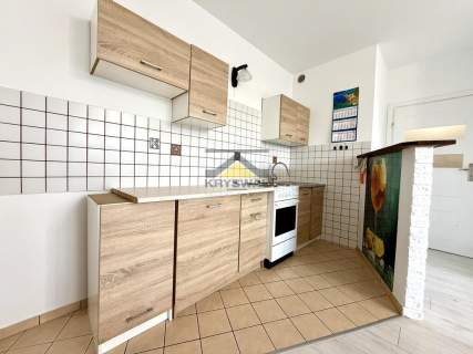2 pokoje, balkonl. blok z 2004 roku
