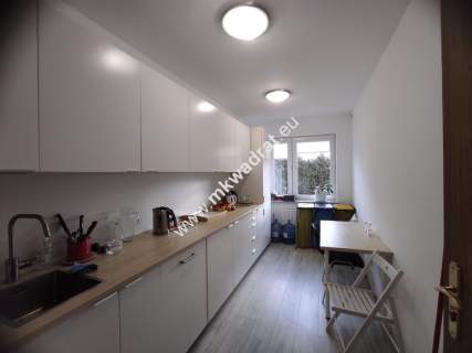 Bud. usługowy 360m2 - biura gabinety medyczn/kosm
