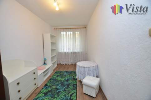 2 Ładne pokoje , duży balkon