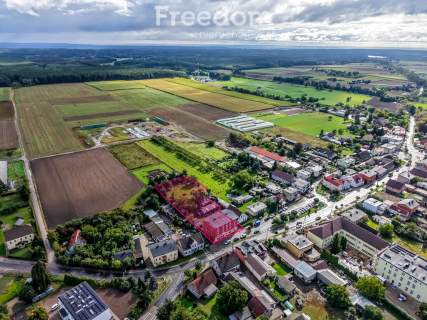 Kamienica z 15 wynajmowanymi lokalmi, działka 2900