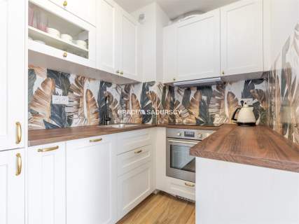 2 POKOJE 32,5 m BALKON OSTATNIE PIĘTRO 