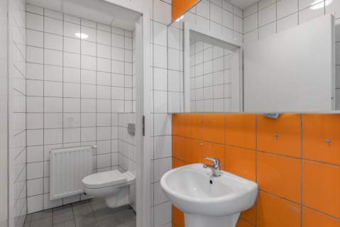 Lokal usługowy na parterze