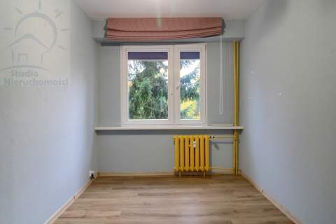 3 pokoje z balkonem bez mebli