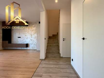 3 pokoje, balkon i poddasze 84 m2 Wawer