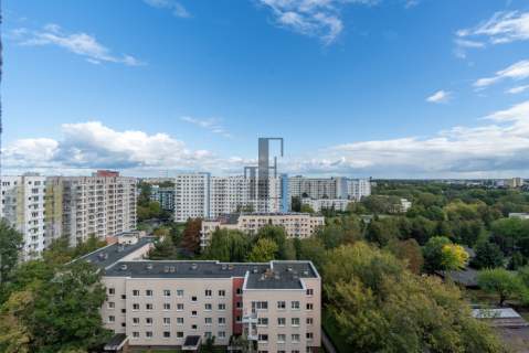 2 pokoje z widokiem do remontu 200 m od Metra